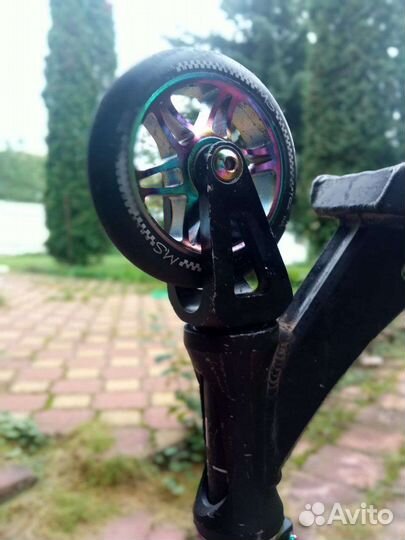 Трюковой самокат tech team brok