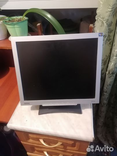 Монитор Benq