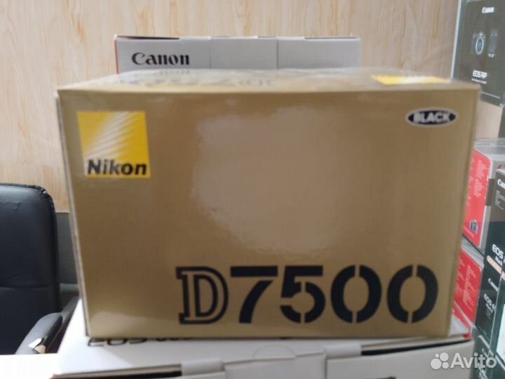 Nikon d7500 body