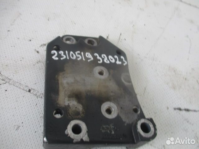 Кронштейн следящего клапана Scania 2020482