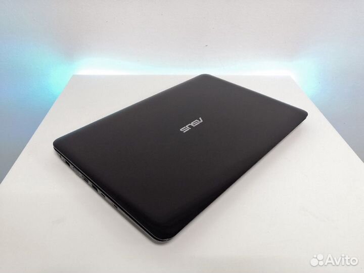 Asus для работы или учебы Core i7-6500u