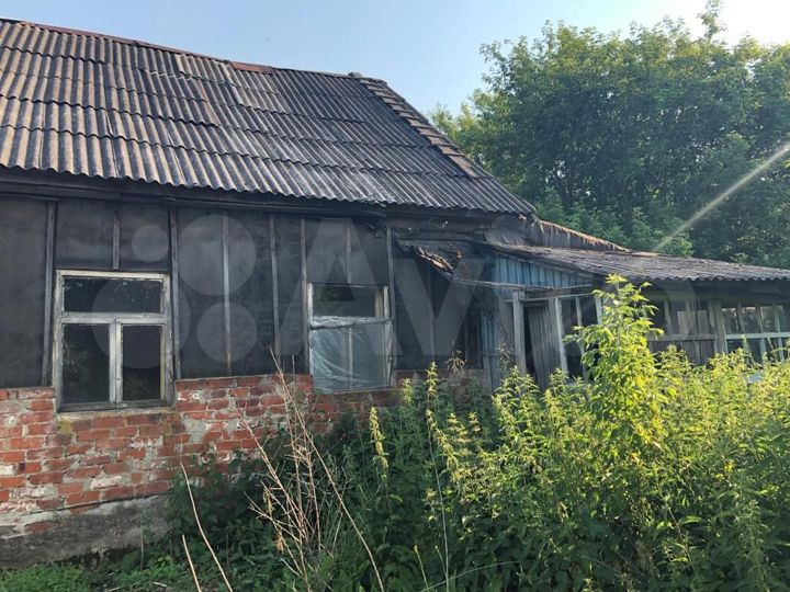 Дом 19,2 м² на участке 8 сот.