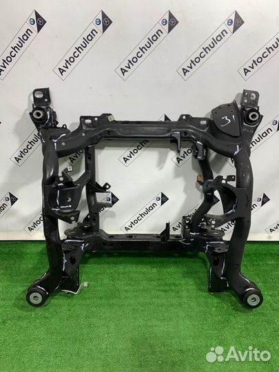 Подрамник передний Mercedes-Benz M-Class W166