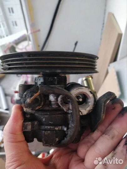 Продам насос Гур на митсубиси паджеро мини Н58
