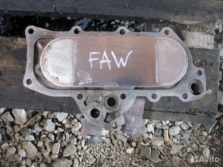 Масляный радиатор(теплообменник) FAW1041 CA4D32-09