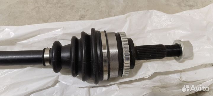 Правый привод Nissan Almera Classic