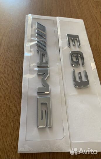 Шильдики Е63 AMG оригинал