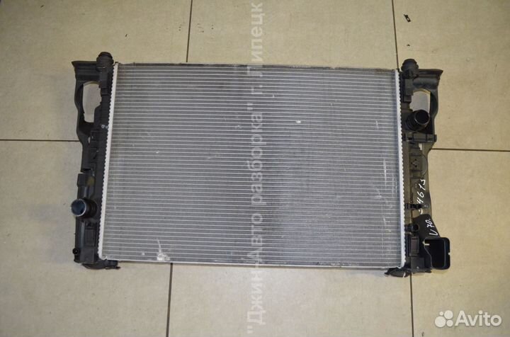 Радиатор охлаждения Volvo XC70 s80 v70 focus 3