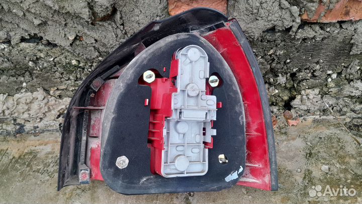 Задний левый/ правый фонарь Audi A3