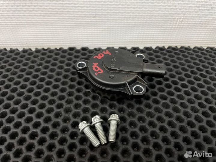 Клапан электромагнитный Mercedes-Benz C-Class W204