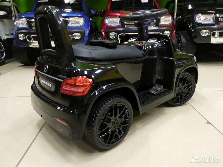 Электромобиль каталка