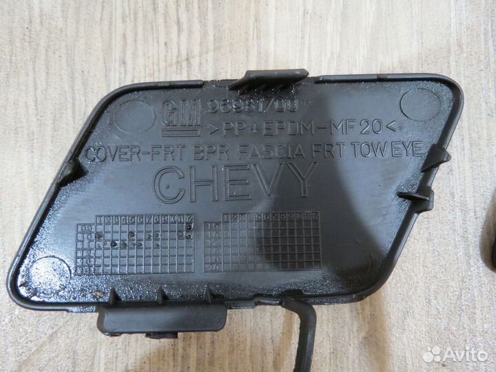 Заглушка переднего бампера Chevrolet Cruze