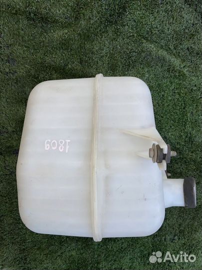 Бачок влагоудалителя Toyota Mark II Wagon Qualis S