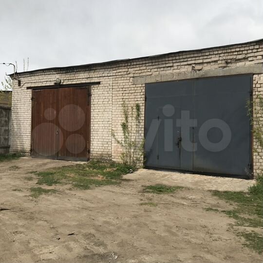 Гараж, > 30 м²