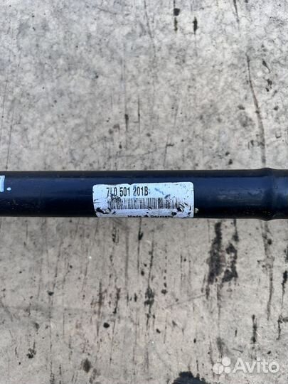 Привод задний правый Volkswagen Touareg