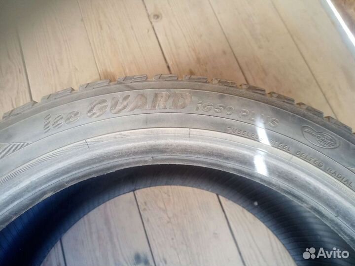 Yokohama Ice Guard IG50 235/45 R17 94Q