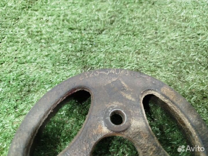 Шкив насоса гур Chevrolet Niva универсал 2123 2006