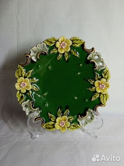 Антикварное блюдце. Модерн