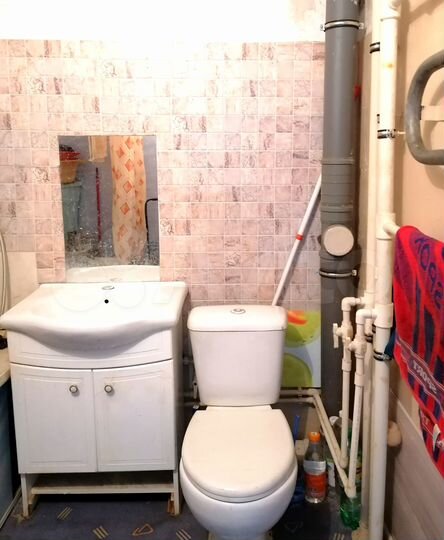 Комната 10,7 м² в 1-к., 3/9 эт.