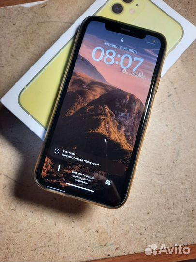 iPhone 11, 64 ГБ