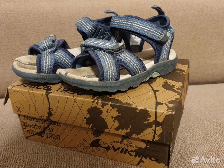 Сандали Viking