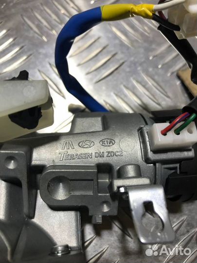 Замок зажигания Hyundai Solaris 2