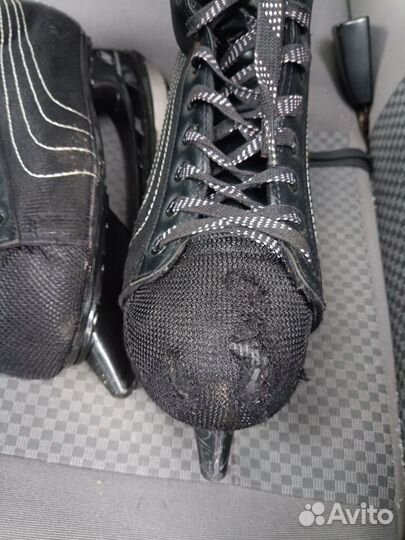 Коньки хоккейные