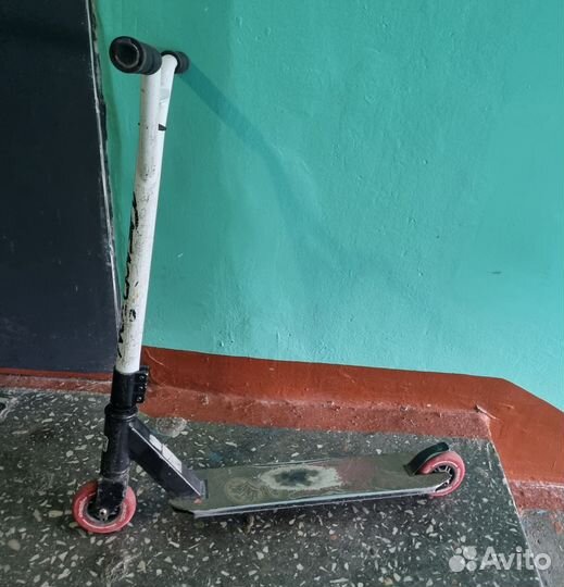 Трюковой самокат