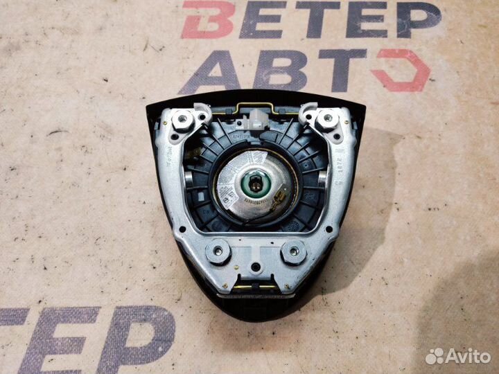 Подушка безопасности в руль Hyundai i30