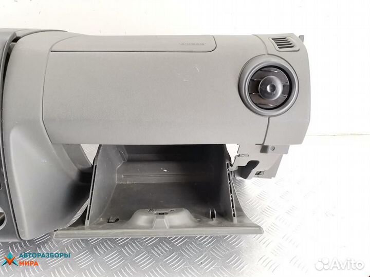 Панель передняя салона (торпедо) Ford Fusion 2004