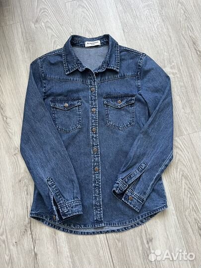 Рубашка женская джинсовая размер S