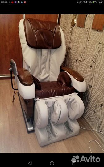 Перетяжка массажных кресел