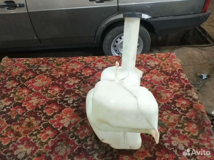 Бачок стекло-очистителя Ford Mondeo 1-2 1993-2000