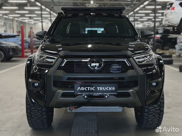 Toyota Hilux 2.8 AT, 2023