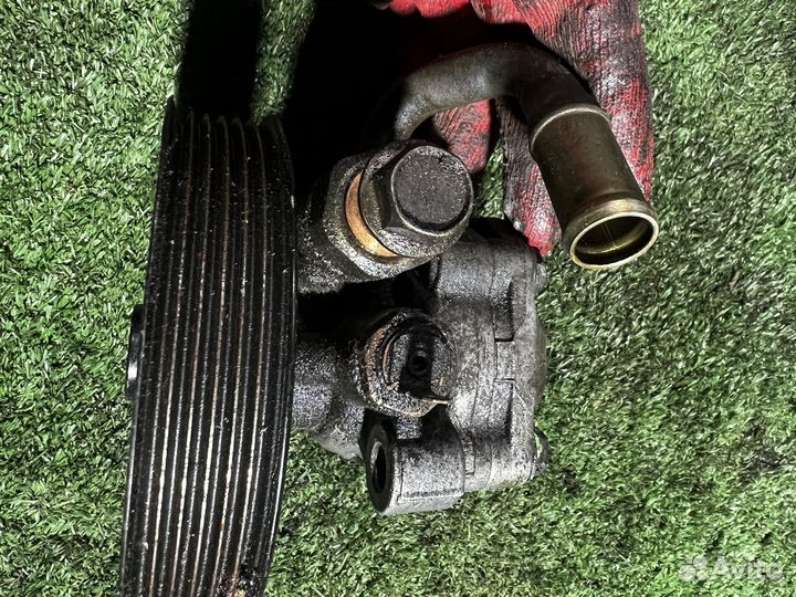 Насос гур Mazda 3 1.6