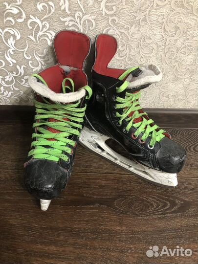 Хоккейные коньки bauer vapor