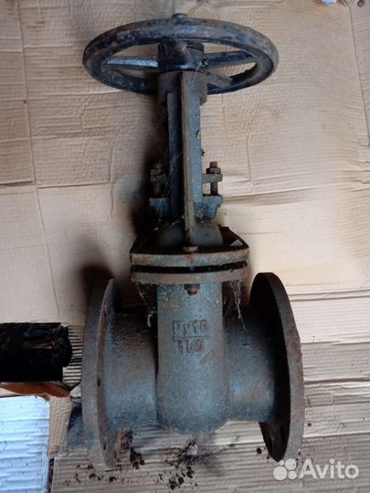 Задвижки новые Ду 50, 80, 100, 150