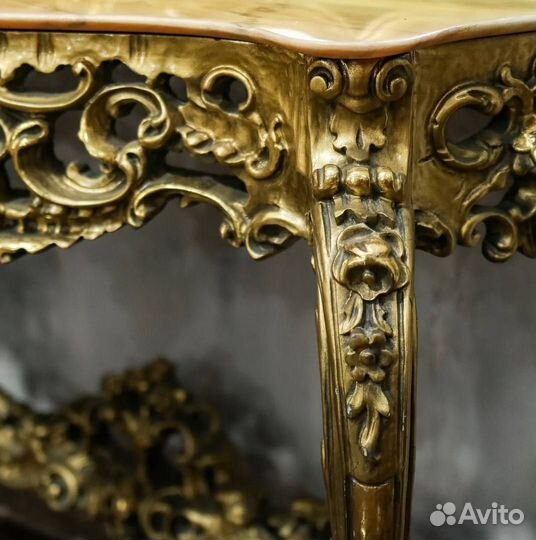 Старинная резная консоль С зеркалом