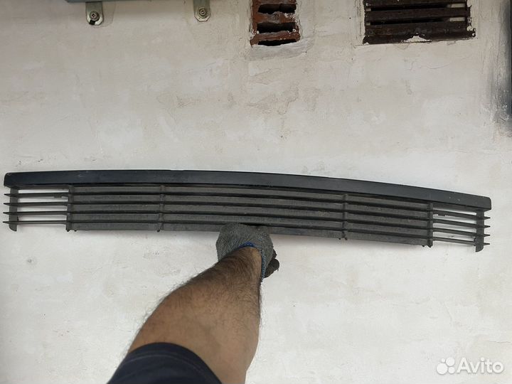 Решeтка бампера передняя BMW E36