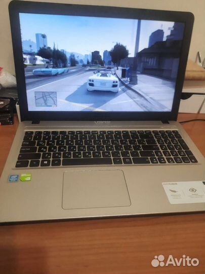 Игровой ноутбук Asus 4 ядра полный комплект