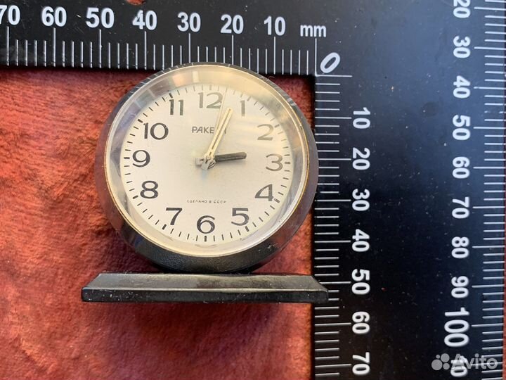 Будильник механический Ракета 3871 мини СССР