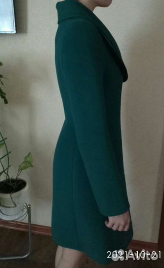 Пальто женское 42