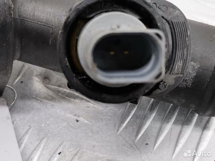 Корпус термостата Volkswagen Passat B6 2006