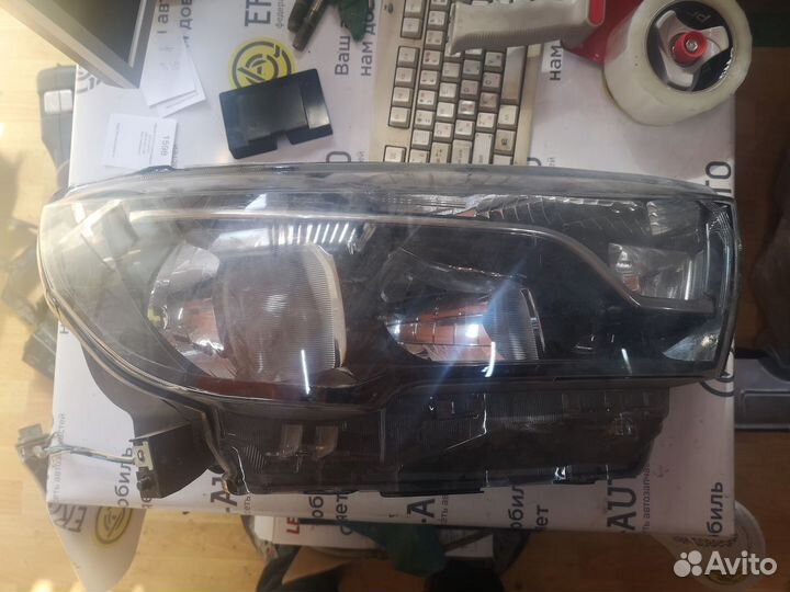 Фара правая LADA Vesta