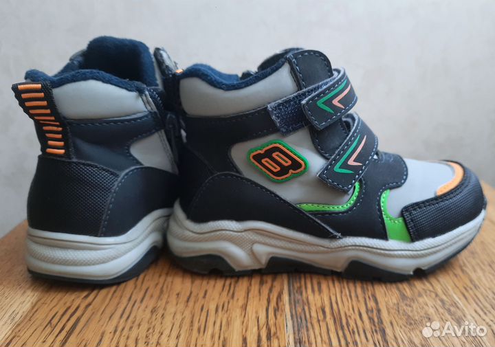 Ботинки демисезонные для мальчика 24
