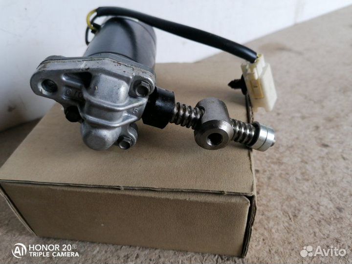 Электромотор регулировки сиденья передний Ford