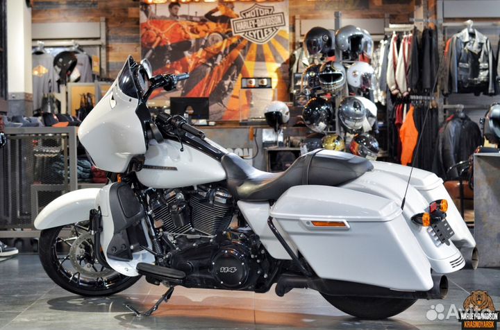 Harley-Davidson Street Glide Special