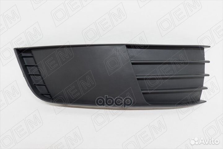 Заглушка противотуманной фары правая Skoda Octavia