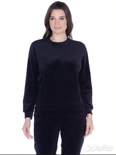 Костюм новый женский велюровый 46