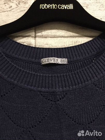 Свитер женский